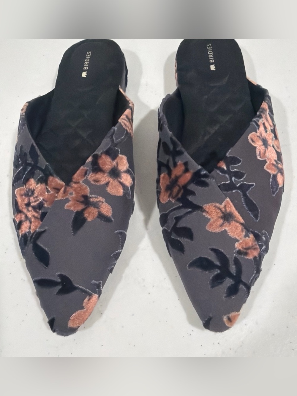 NWOT Birdies “the swan” Pointed Floral velvet mules in Gray and Peach - Picture 6 of 8